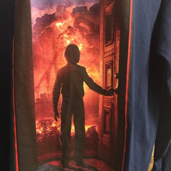 NWOT Stranger Things Long Sleeve Tee - Picture 2 of 6